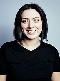 /media/export/cms/Aveda_Institutes/Meet_the_Team/204x273_Laura.jpg