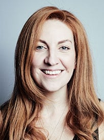 /media/export/cms/Aveda_Institutes/Meet_the_Team/Colourist_Images/team__0002_Victoria.jpg