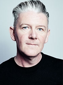 /media/export/cms/Aveda_Institutes/Meet_the_Team/Colourist_Images/team__0016_John.jpg