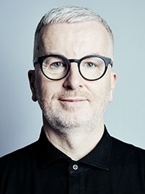 /media/export/cms/Aveda_Institutes/Meet_the_Team/Colourist_Images/team__0031_Alwyn.jpg