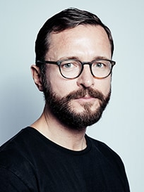 /media/export/cms/Aveda_Institutes/Meet_the_Team/Stylist_Images/team__0032_Andre.jpg