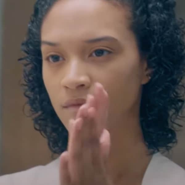 5 ways to customize hydration for curly hair