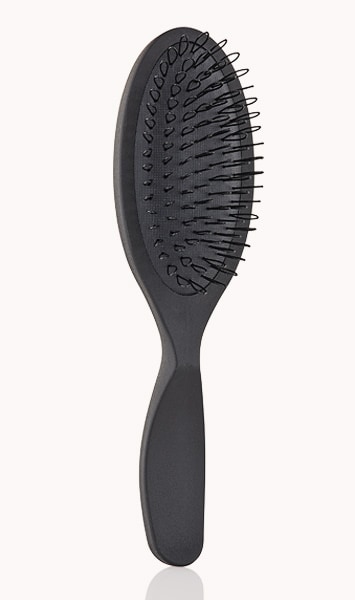 pramāsana™ exfoliating scalp brush